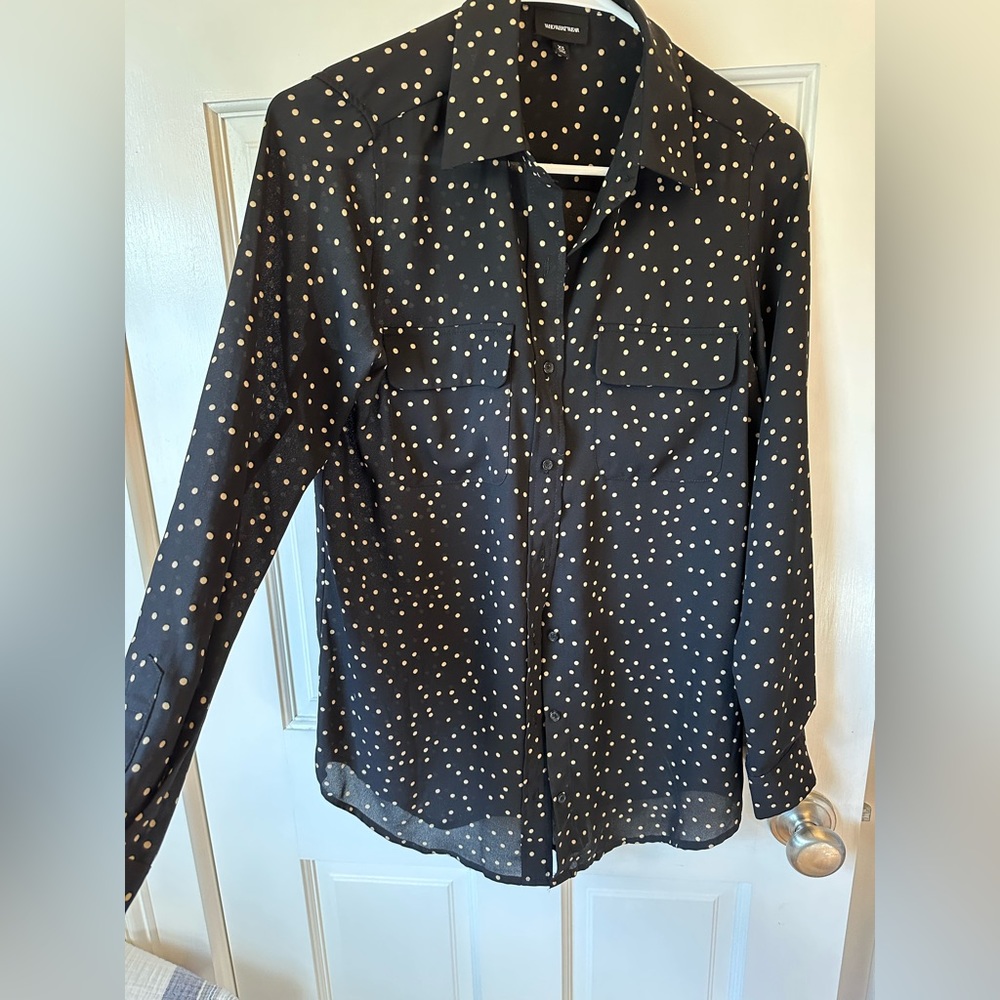 Women’s polka dot blouse size xs